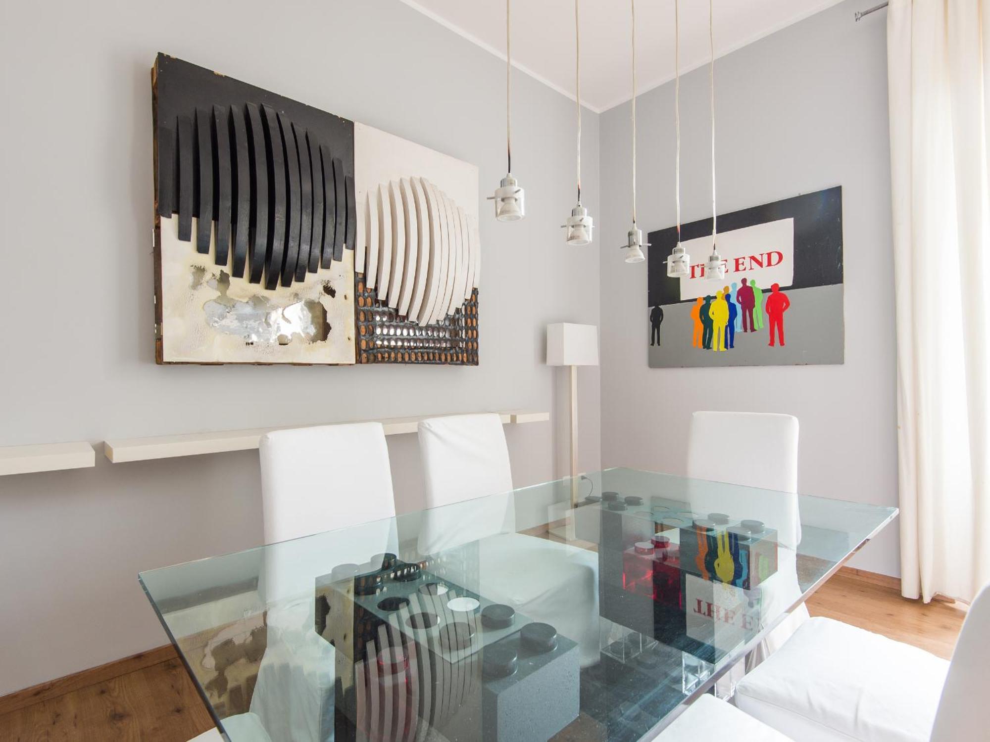Auditorium Luxury Apartment
